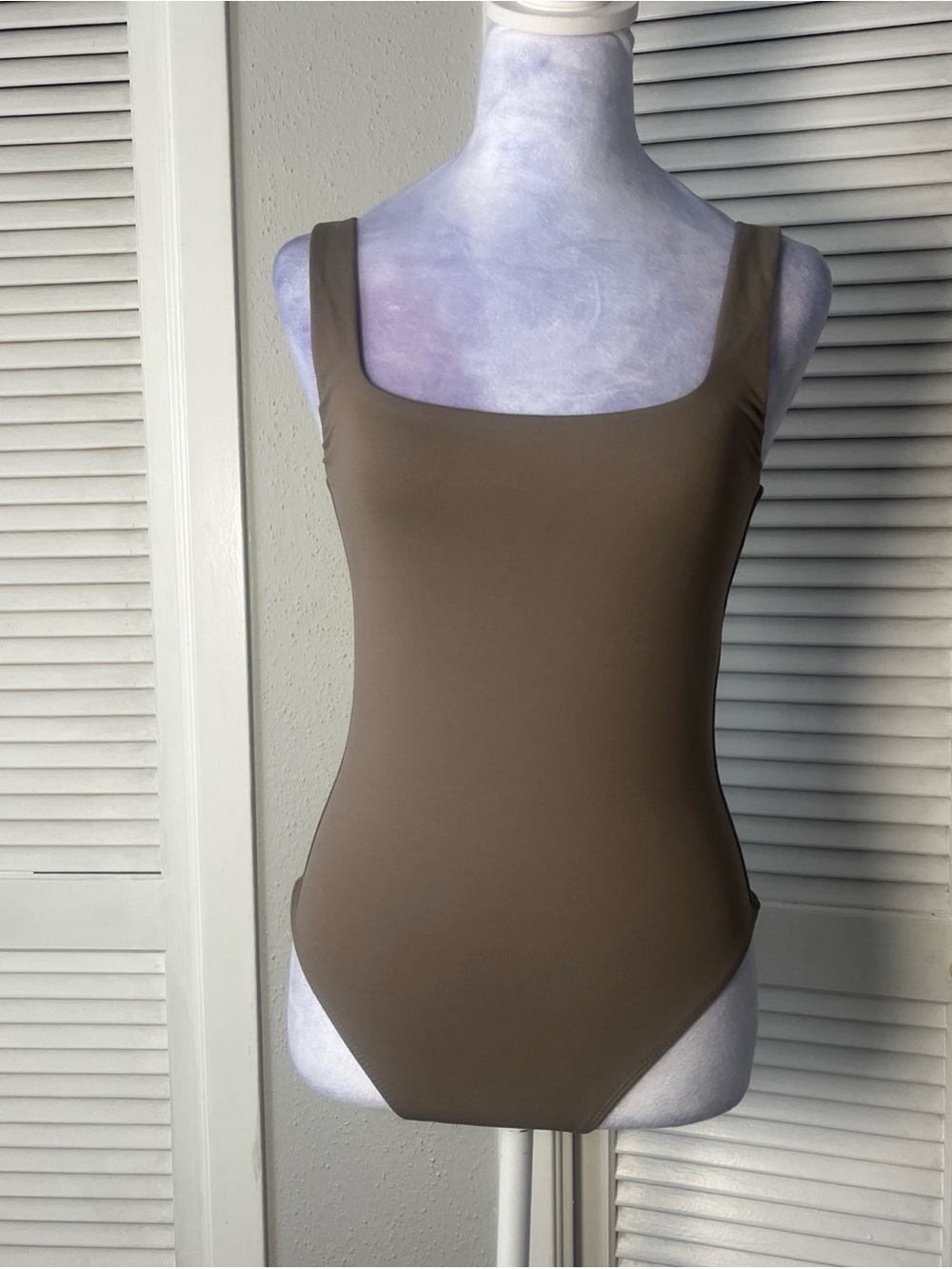 Artzia Babaton Taupe One-Piece with Scoop Neck Sz M